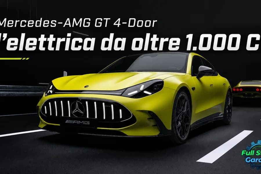 Mercedes-AMG GT 4-Door Coupé gialla ripresa frontalmente, nella copertina dedicata all'elettrica.