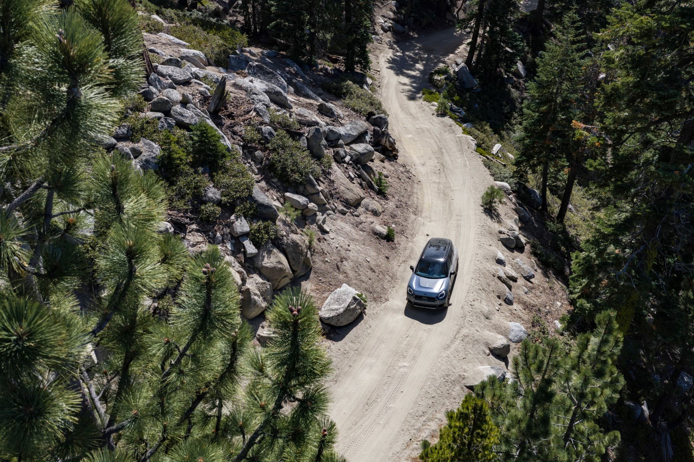 MINI Countryman S ALL4 Untamed Edition su sterrato